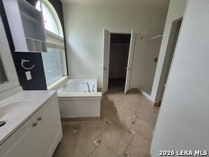 Building Photo - 712 Moss Wood