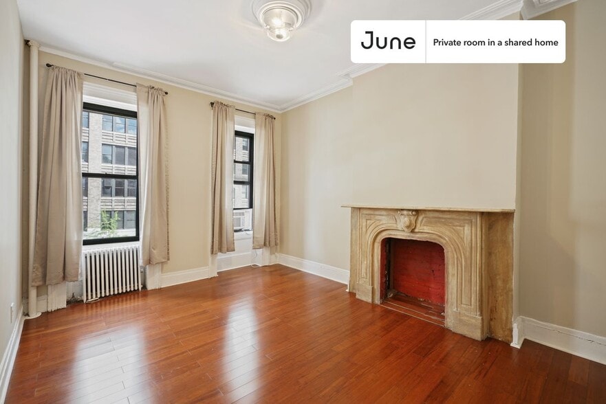 Building Photo - Room in Shared 3 bed/2 bath home