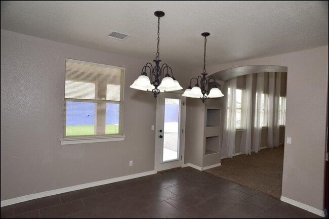 Building Photo - 13239 Emerald Isle St
