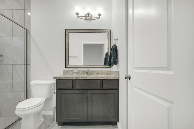 Building Photo - Upper Valley 2 Bedroom 2.5 Bath