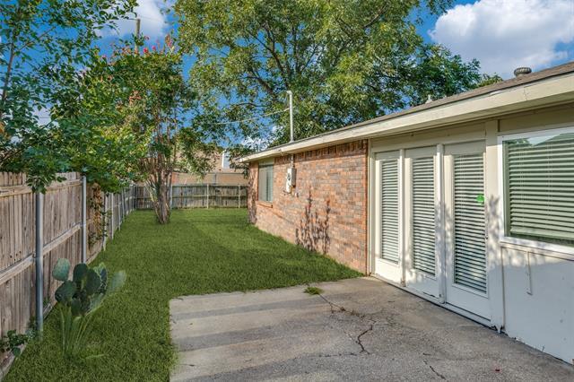 Building Photo - 8914 Vernon Dr
