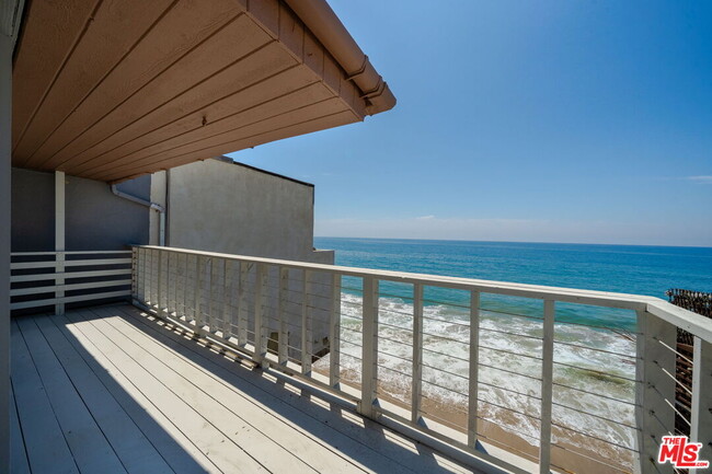 Primary Photo - 20644 Pacific Coast Hwy