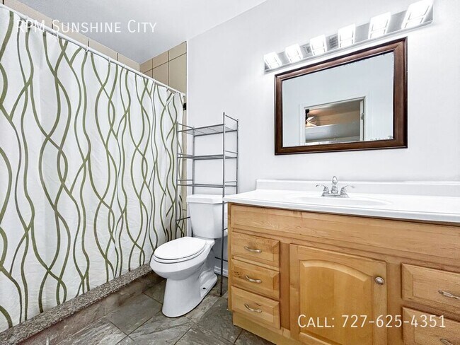 Building Photo - 3684 14th Ave SE