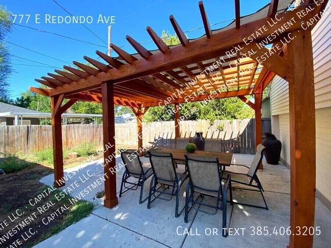 Building Photo - 777 E Redondo Ave