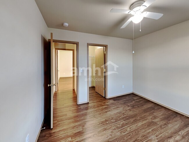 Building Photo - 10418 192nd Street Ct E