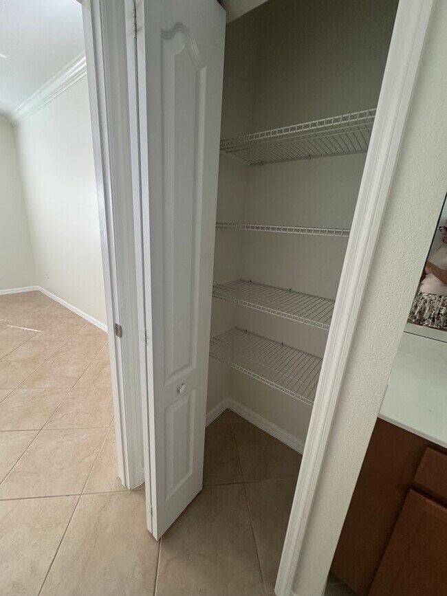 Master Linen Closet - 10510 Yorkstone Dr