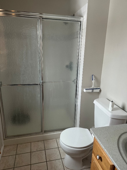 Building Photo - 14826 Oakcrest Cir