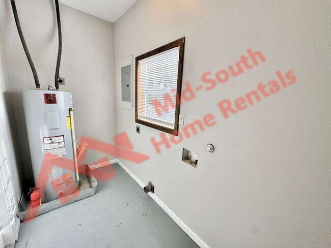 Building Photo - 1051 Mosby Rd