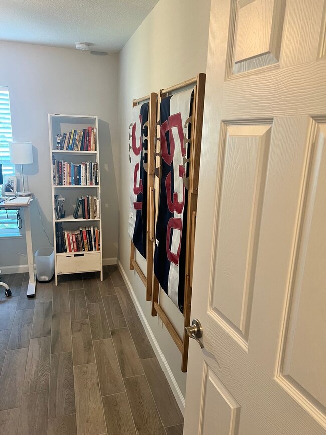 Building Photo - CHARMING 3 BEDROOM, 2 BATH HOME BUILT IN 2022 IN EAST STUART