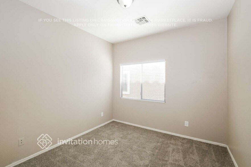 Building Photo - 5413 W Park St