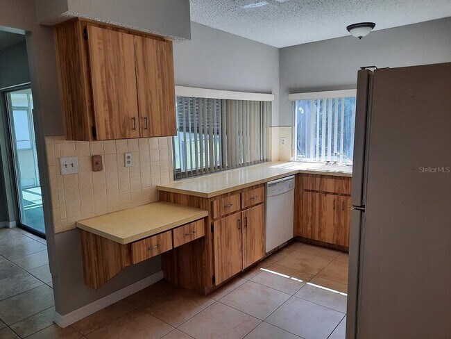 Building Photo - 13016 Serpentine Dr