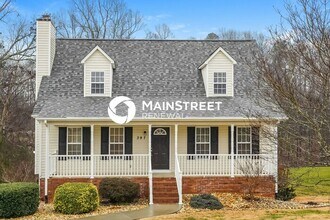 Building Photo - 3 Bedroom Pet-Friendly Home in Clemmons, N...