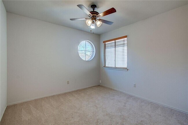 Building Photo - 7502 Montaque Dr