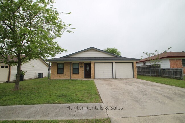 Building Photo - 2008 Continental Dr