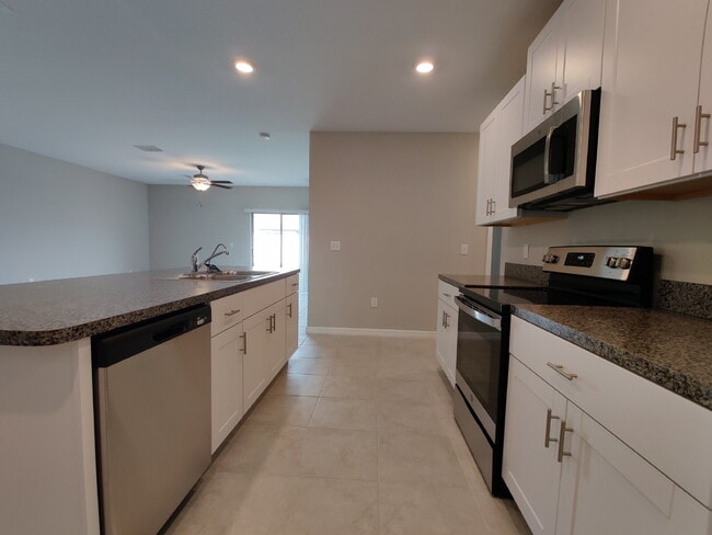 Building Photo - 7226 Ronnie Gardens Ct