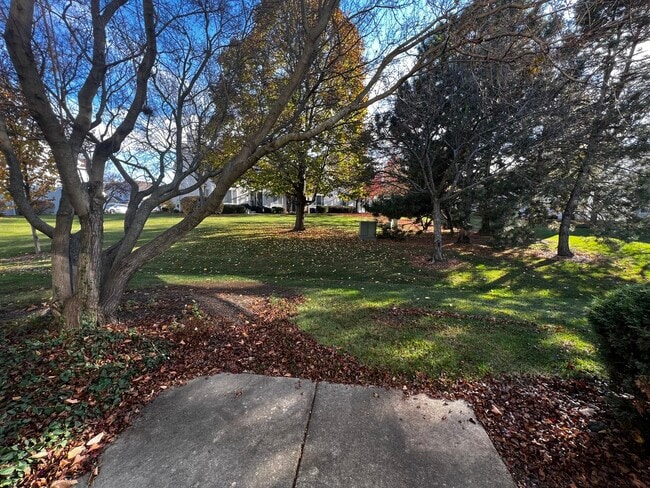 Building Photo - 2936 Kentshire Cir