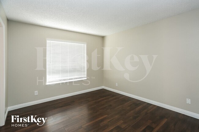 Building Photo - 6612 Wheelbarrow Peak Dr