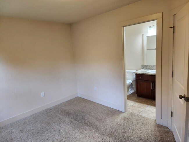 Building Photo - 11571 SW Toulouse St