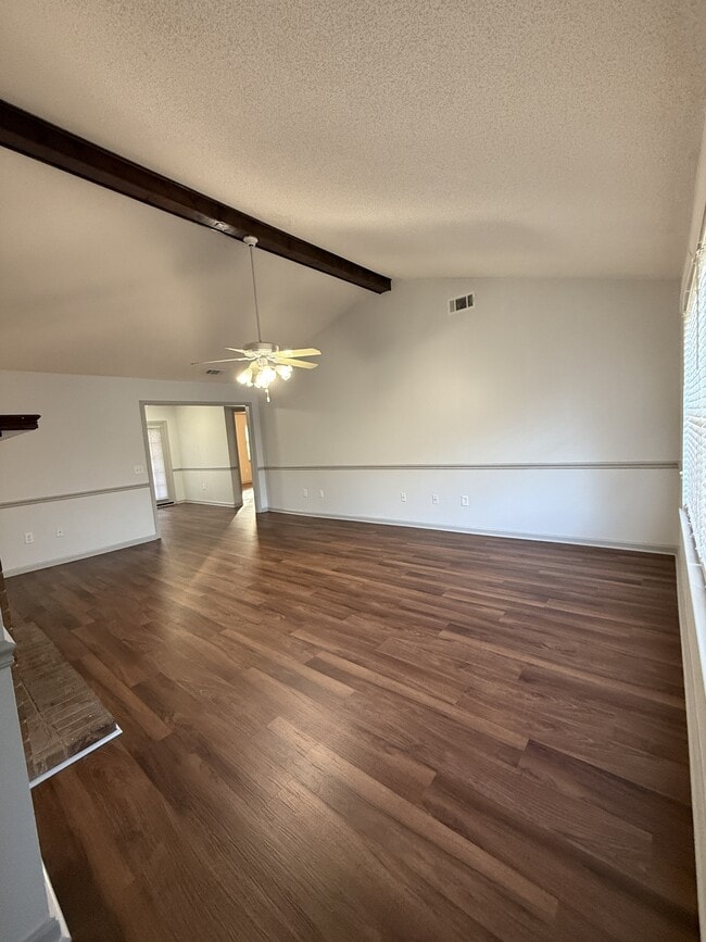 Building Photo - 1008 Old Oatland Island Rd