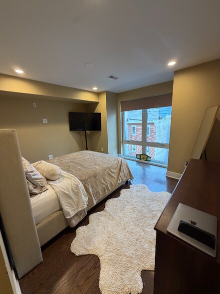 Building Photo - 1248 N 25th St