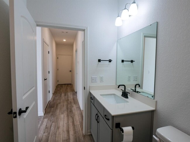 Building Photo - 103 Kitty Hawk Rd