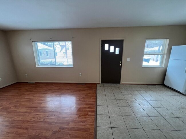 Building Photo - 7944 Grand St