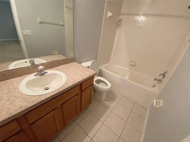 Building Photo - 2044 Portcastle Cir