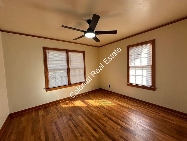 Building Photo - 1304 Sheldon St