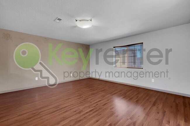 Building Photo - 7137 Reyn Oaks Way