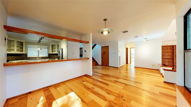 Building Photo - 11 Sand Piper Pl