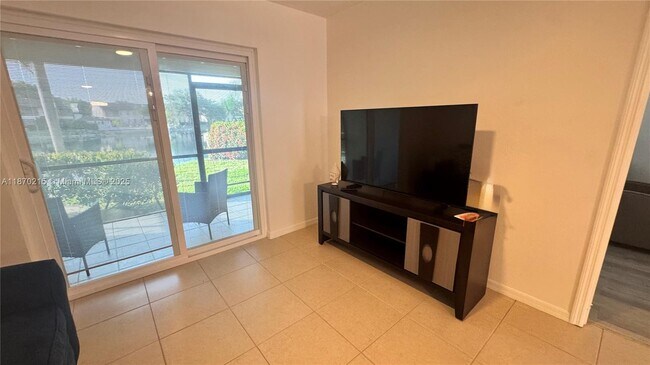 Building Photo - 5339 Treetops Dr