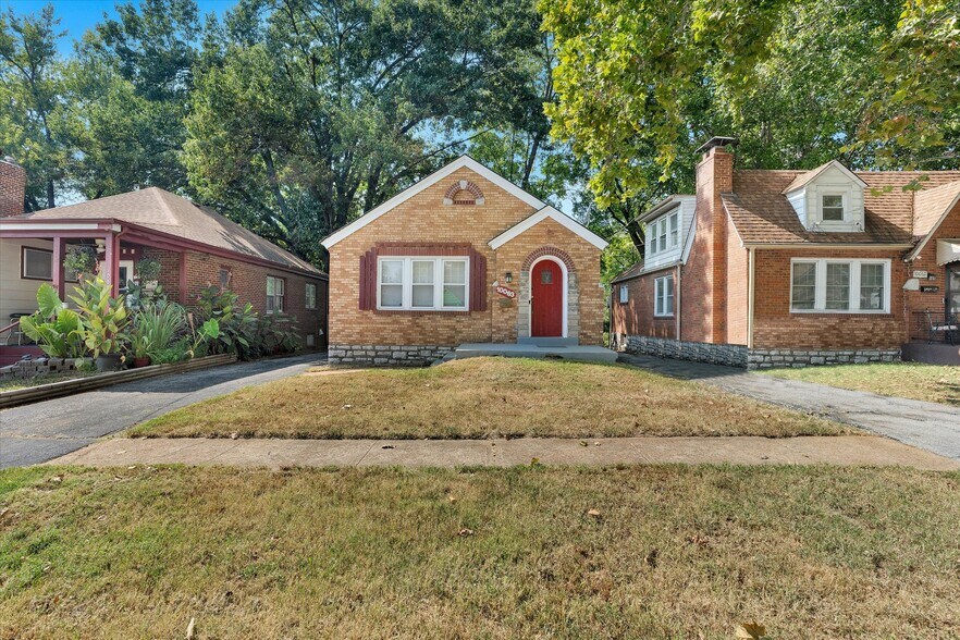 Building Photo - 10063 Diamond Dr