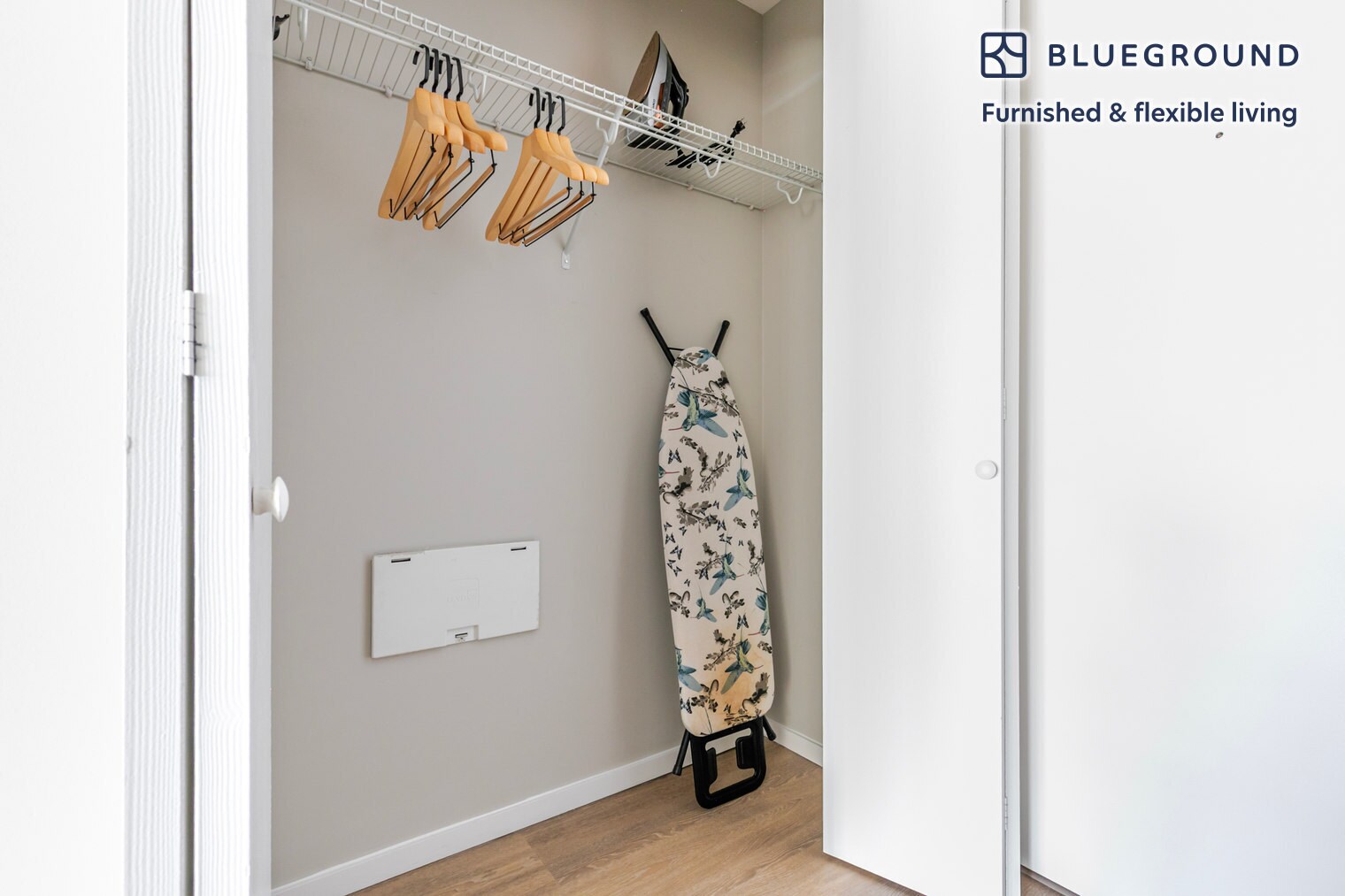 Building Photo - 211 W Scott St