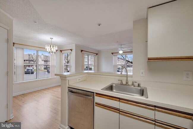 Building Photo - 14229 Bowsprit Ln