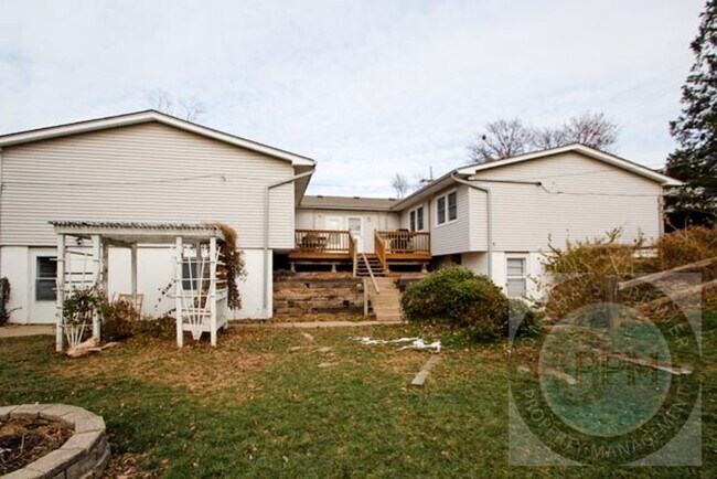 Building Photo - 12317 Weir St