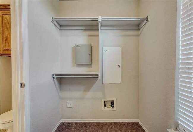 Building Photo - Beautiful 3 Bed 2 Bath in Edmond