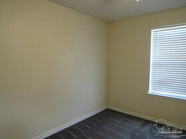 Building Photo - 133 Windward Ct