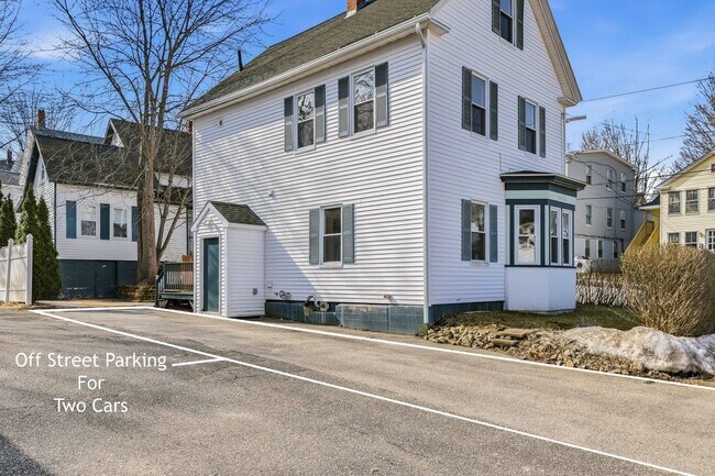 Building Photo - 72 Union St