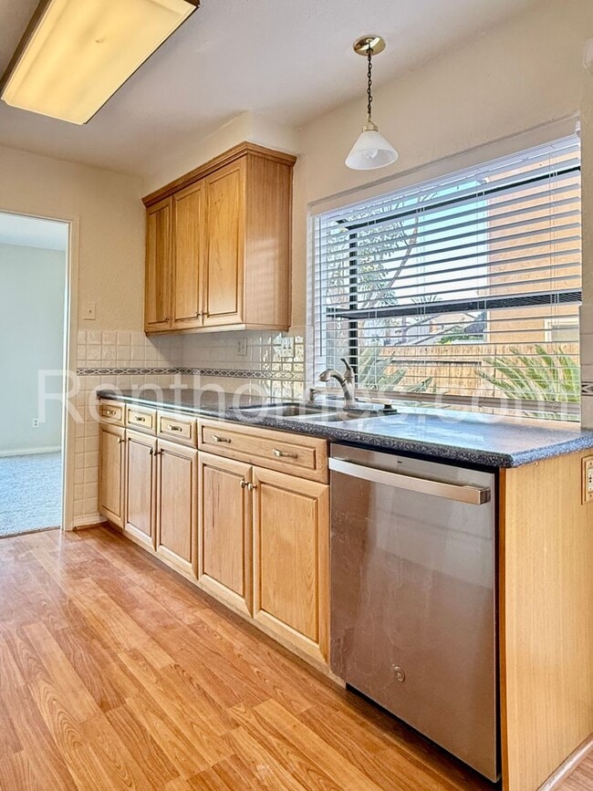Building Photo - 8948 Capcano Rd