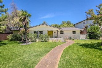 Building Photo - 3347 Latham Dr