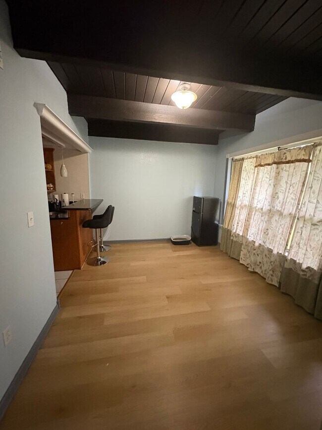 Building Photo - Spacious 3-Bedroom Condo in Cypress Woods