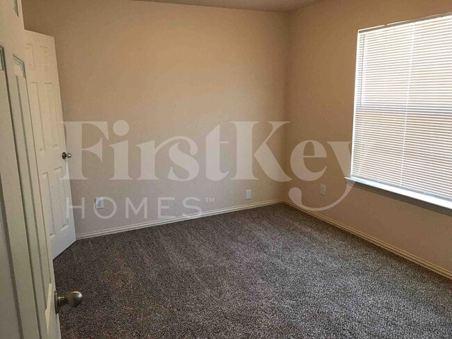 Building Photo - 1218 Jewel Ln