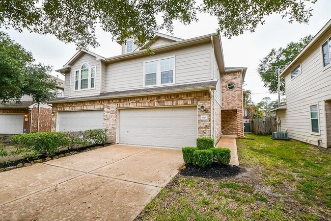 Primary Photo - 1115 Eden Park Ln