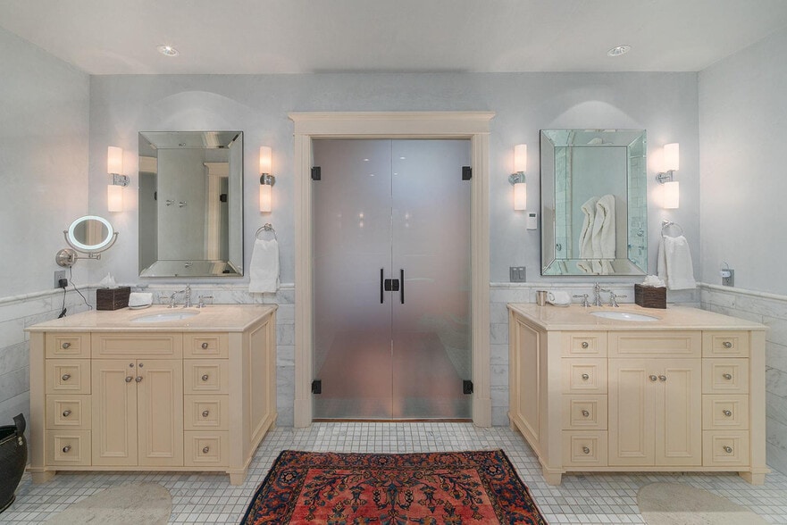 Building Photo - 605 W Colorado Ave