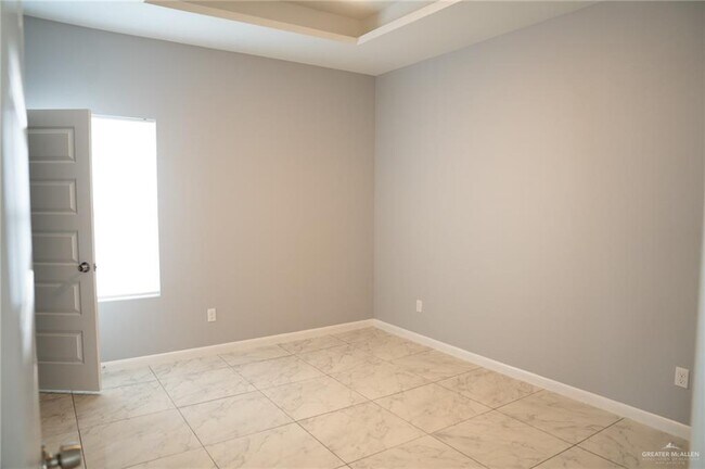 Building Photo - 14 N Blair Ave