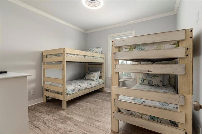 Building Photo - 1913 Cadillac Ave