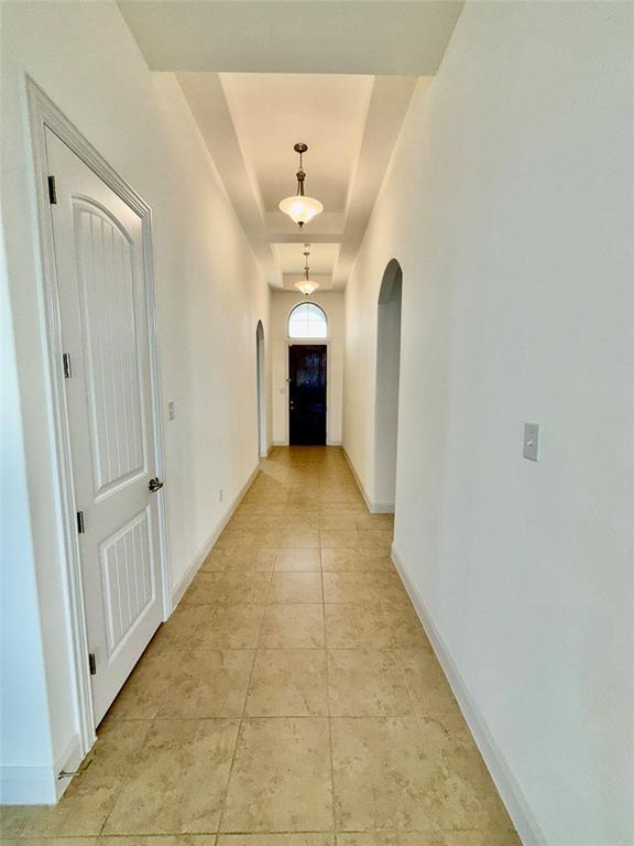 Building Photo - 21413 Merveil Dr