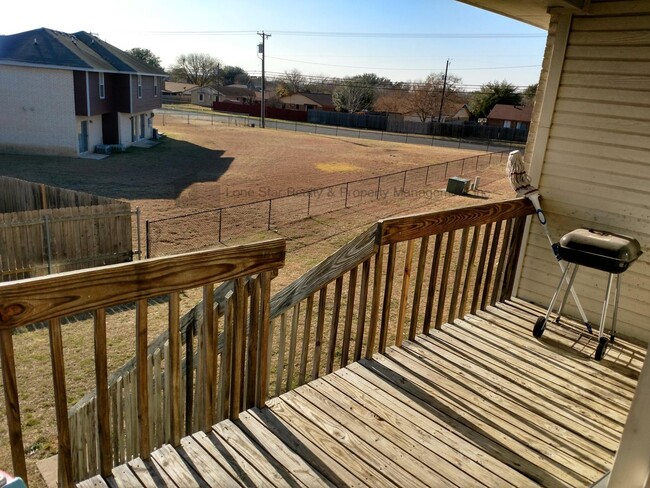 Building Photo - 5706 Redstone Dr