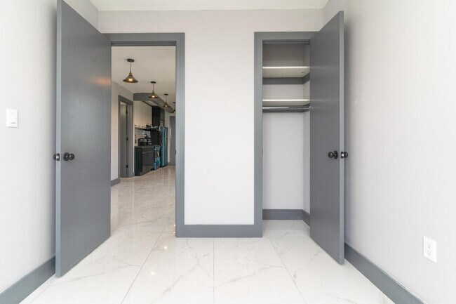 Building Photo - 1598 Eastern Pkwy