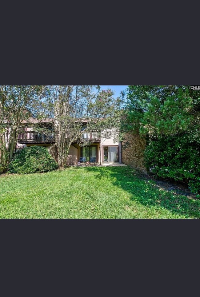 Building Photo - 177 Lionsgate Dr